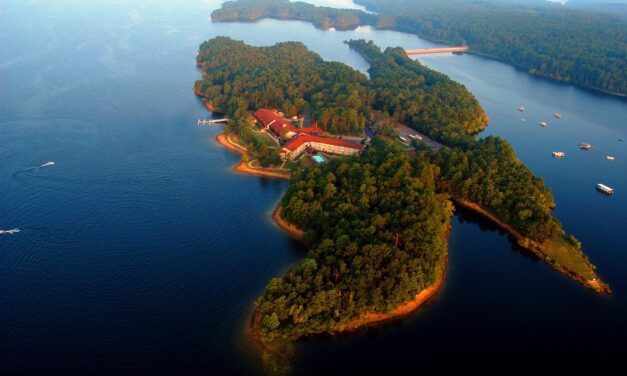 Beautiful Lake Resorts In The Ouachita River Valley
