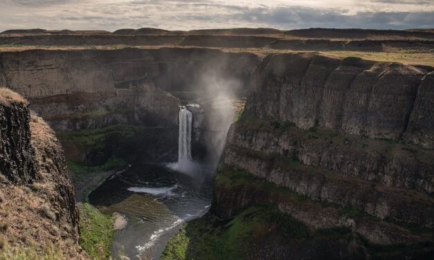 Best Pacific Northwest State Parks With Unique Scenery Near The Snake River